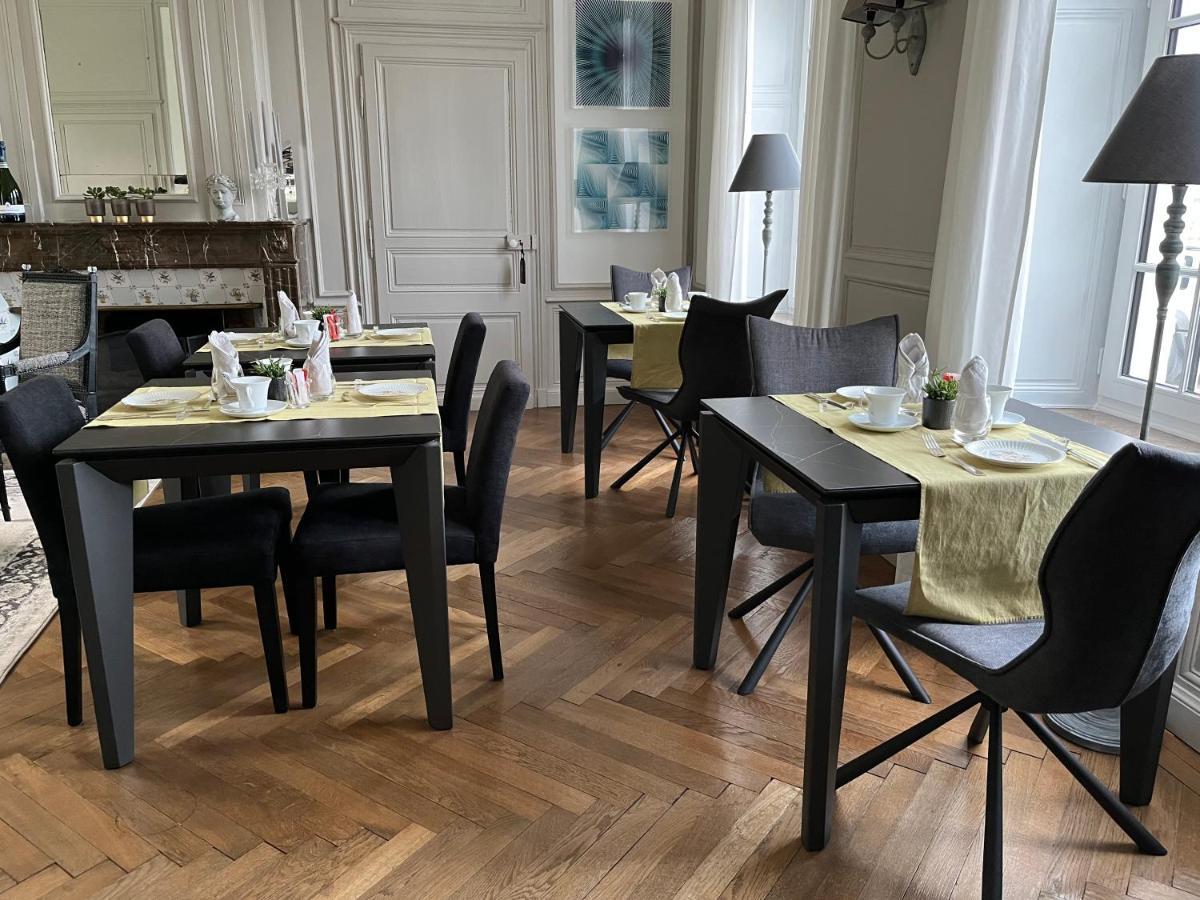 Domaine De La Course Bed and Breakfast Doudeauville Exteriör bild