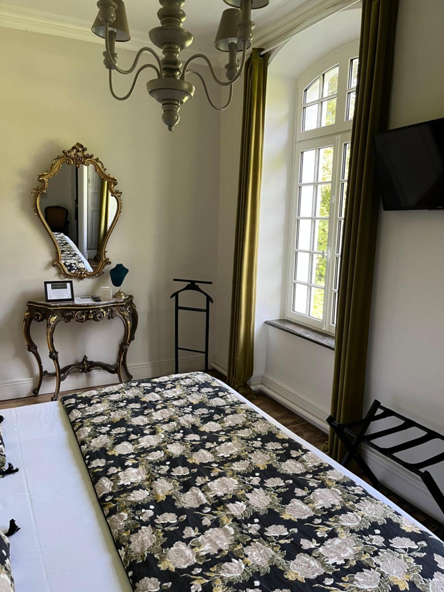 Domaine De La Course Bed and Breakfast Doudeauville Exteriör bild